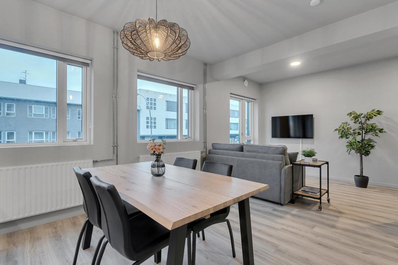 Sunny Central Apartment レイキャヴィーク エクステリア 写真